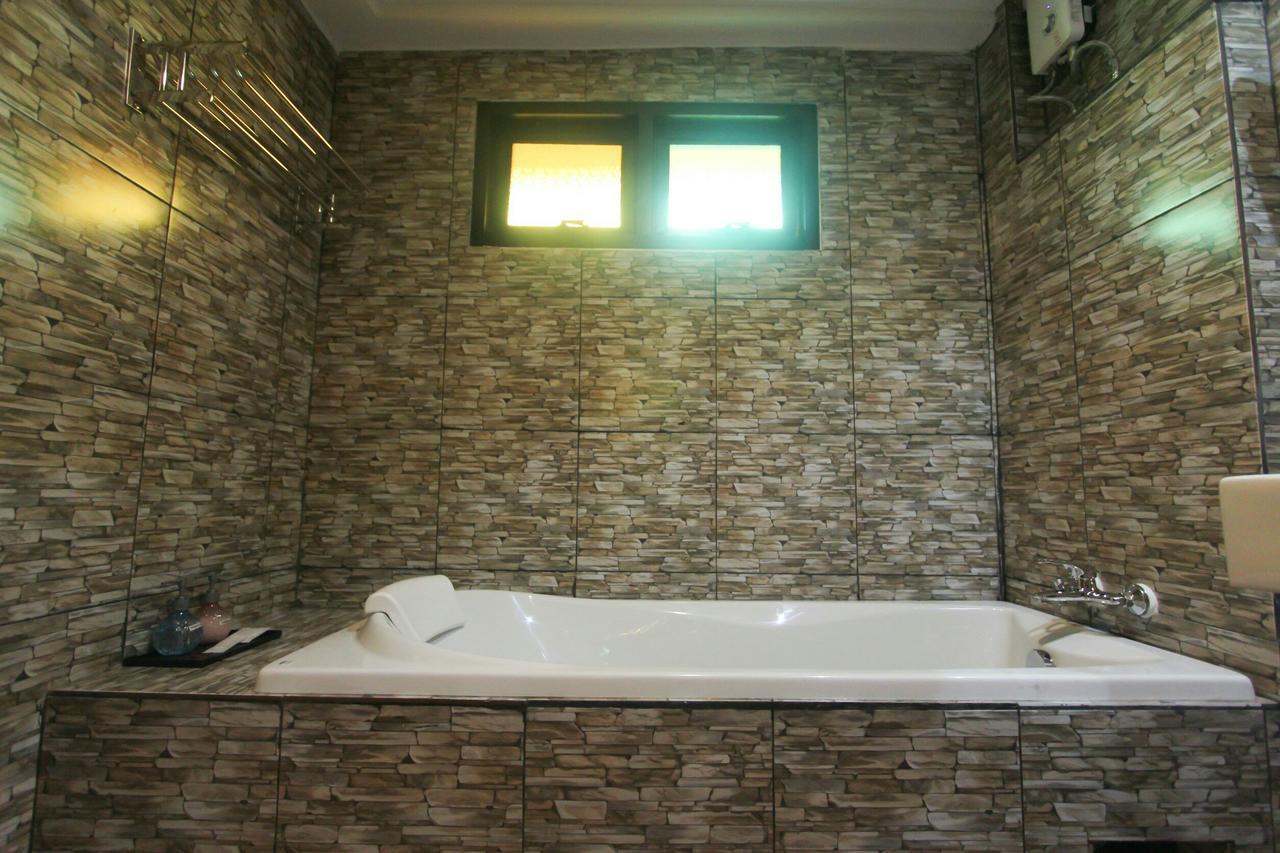 Borai Resort Bo Rai Buitenkant foto